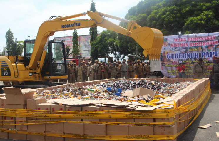 Bupati Biak Dukung Pelarangan Miras